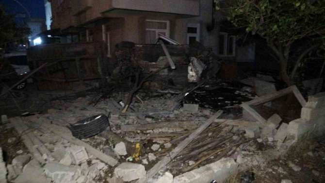 Otomobille Makas Atan Gençler Kaza Anlarını Böyle Kayda Aldı