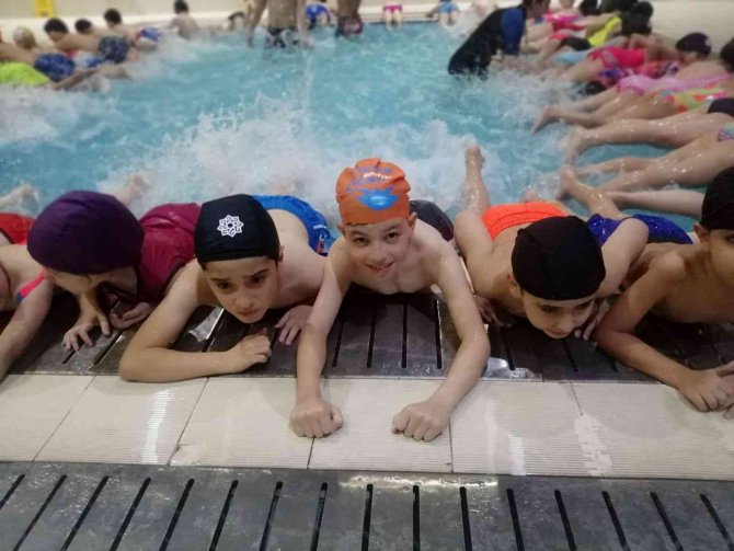 Karesi’de Çocuklar Sporla Buluşuyor