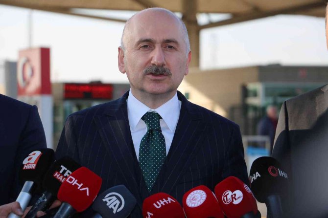 Bakan Karaismailoğlu, Kapıkule Ve Diğer Gümrüklerdeki Sorunları Bulgaristan İle Görüştü