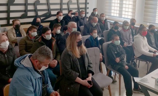 Öğrencilere Uygulamalı Salep Eğitimi