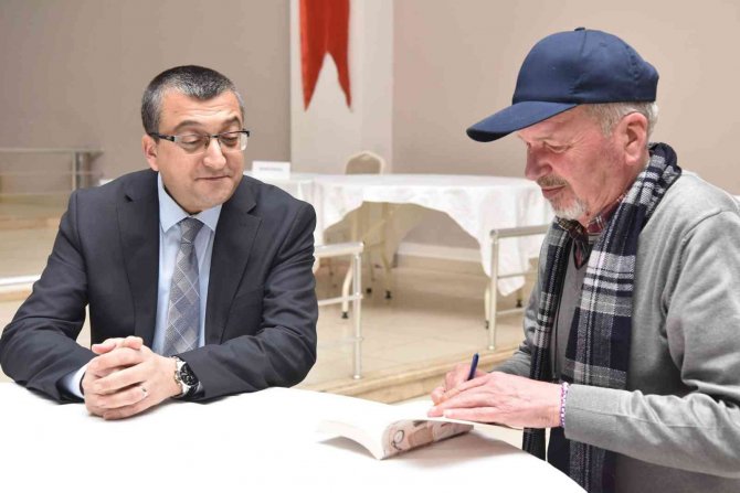 Çan Belediyesi Kitap Fuarı Başladı