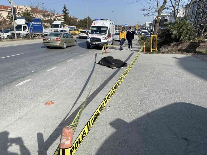 Esenyurt’ta Kaldırımda Gelen Ölüm