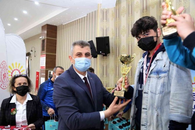 Satranç Turnuvası Tamamlandı