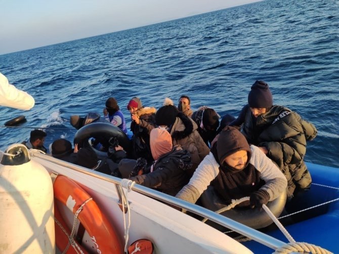 İ̇zmir Açıklarında Düzensiz Göçmen Hareketliliği