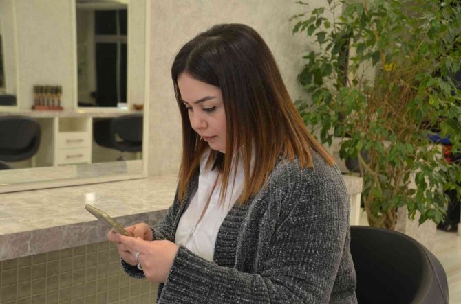 Kuaförün Hesabını Çalıp Para İstediler