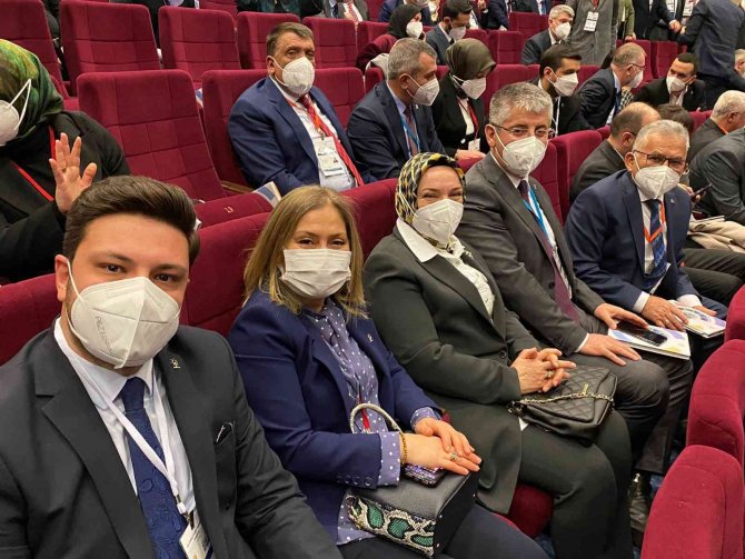 Başkan Büyükkılıç, Ak Parti Genişletilmiş İ̇l Başkanları Toplantısı’na Katıldı