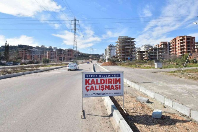 Kepez’de Engelsiz Kaldırım