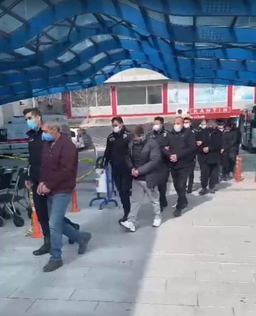 Vergi Kaçakçılığı Yaparak Devleti 105 Milyon Zarara Uğratan 11 Kişi Tutuklandı