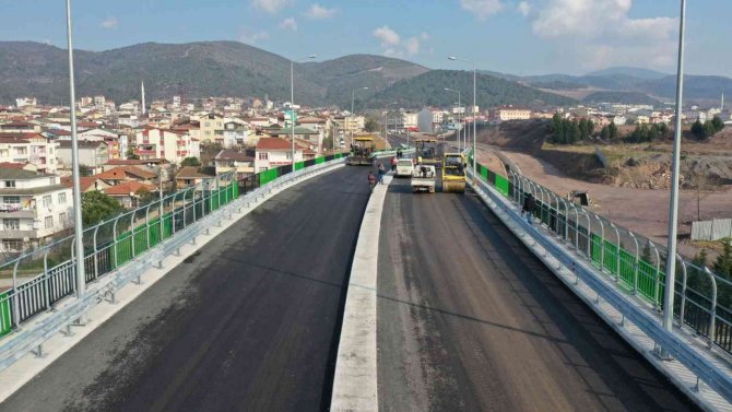 İ̇limtepe’ye Uzanan Yolda Son Rötuşlar Yapılıyor