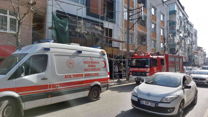 4 Gündür Haber Alınamayan Adam Evinde Baygın Bulundu