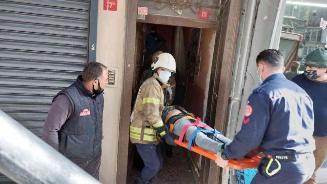 4 Gündür Haber Alınamayan Adam Evinde Baygın Bulundu