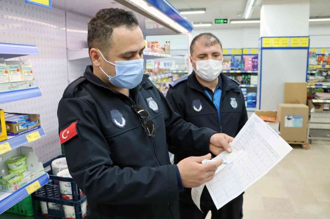 Maltepe’de Marketler Birer Birer Denetlendi