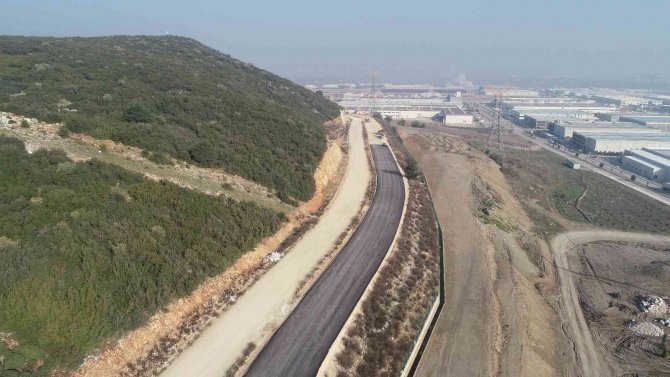 Büyükşehirden Alternatif Güzergaha Sıcak Asfalt