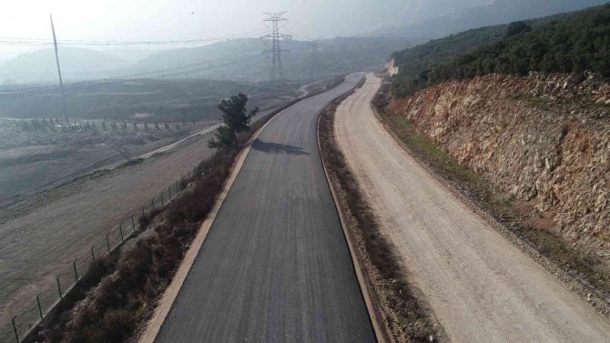 Büyükşehirden Alternatif Güzergaha Sıcak Asfalt