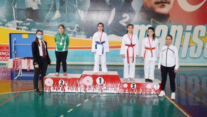 Okul Sporlarında 4 Branş Daha Tamamlandı
