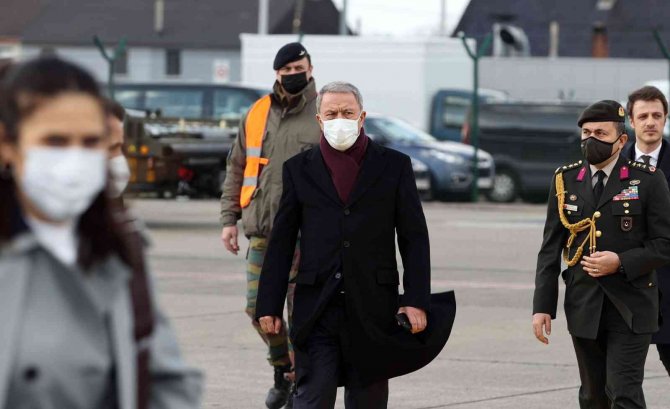 Milli Savunma Bakanı Akar, Almanya’da
