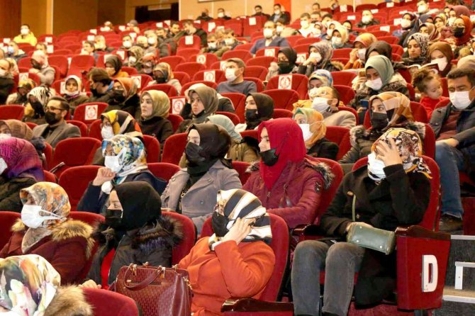 Öğretmenlere Yönelik Mesleki Gelişim Programı Düzenlendi