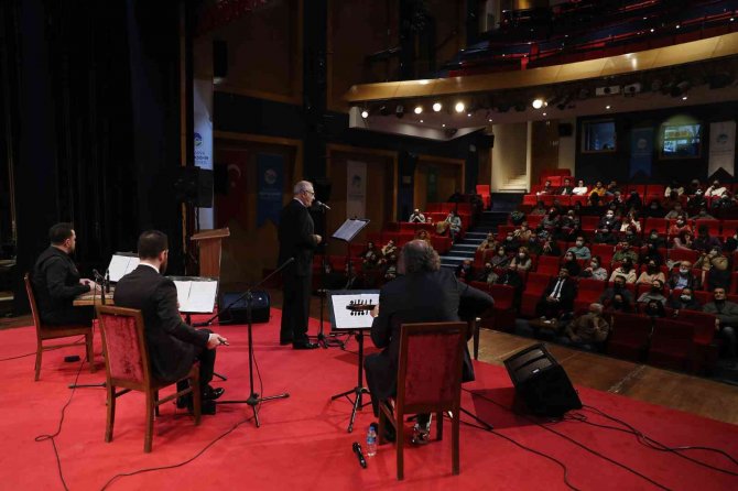 Akm’de Münip Utandı İle Türk Müziği Şöleni