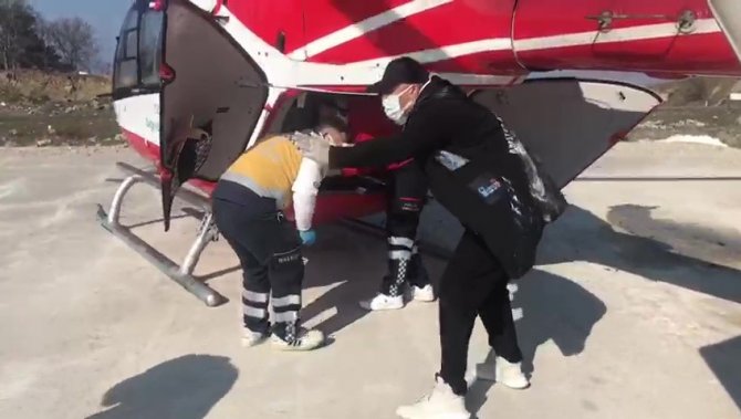 Kalp Krizi Geçiren Hasta İçin Ambulans Helikopter Zamanla Yarıştı