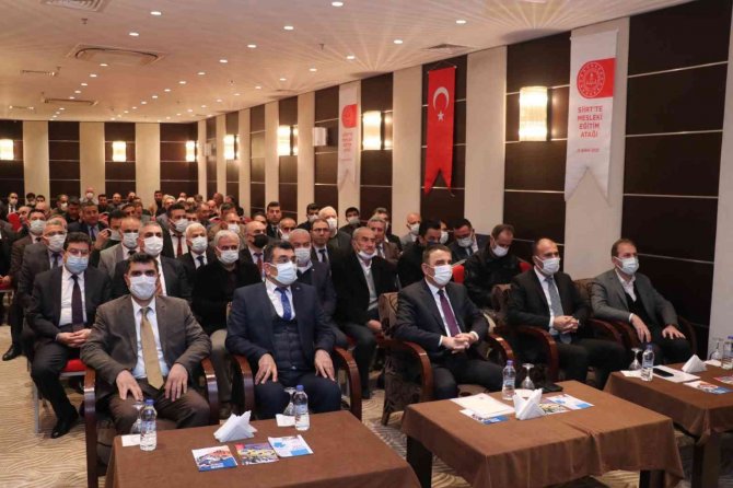 Siirt’te Mesleki Ve Teknik Eğitim Çalıştayı Düzenlendi
