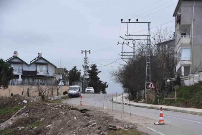 Sinop’ta Yaşanan Heyelanlar Vatandaşları Tedirgin Ediyor