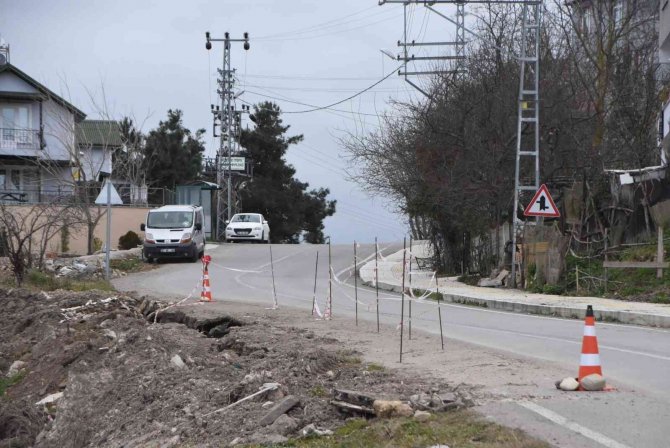 Sinop’ta Yaşanan Heyelanlar Vatandaşları Tedirgin Ediyor
