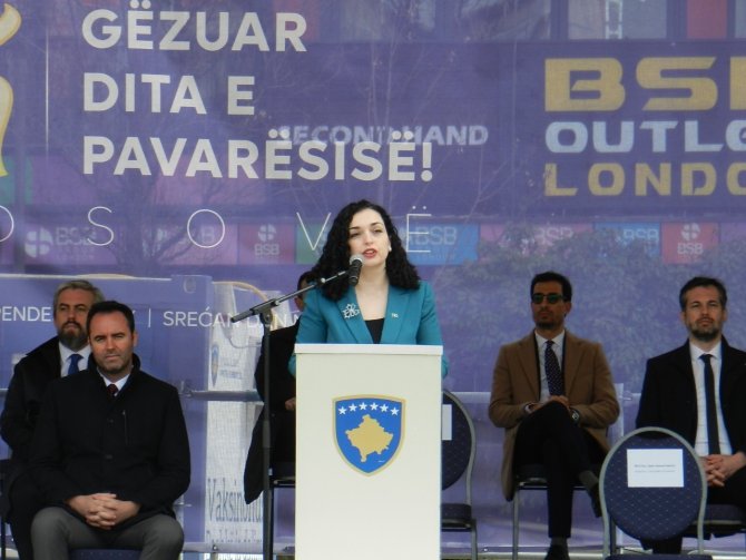 Avrupa’nın En Genç Ülkesi Kosova, Bağımsızlığının 14. Yılını Kutladı
