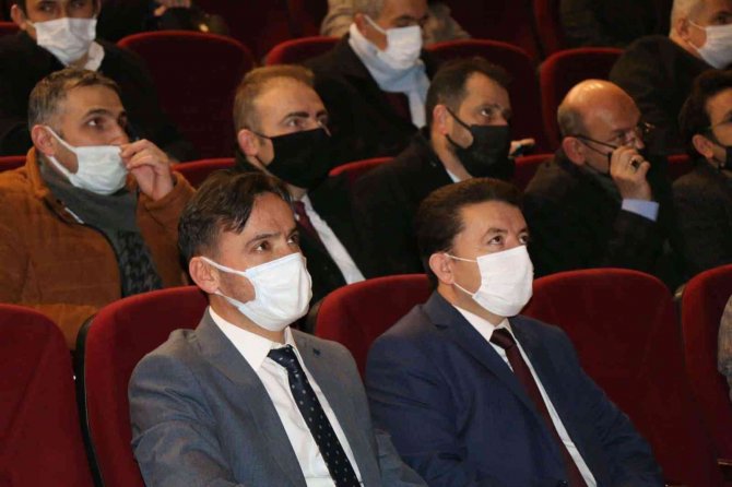 Sivas’ta Örgün Eğitimle Birlikte Hafızlık Projesi Tanıtıldı