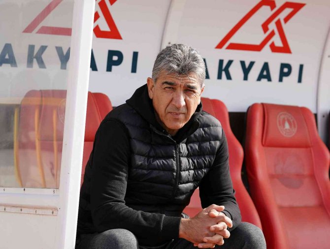 Spor Toto 1. Lig: Ümraniyespor: 2 - Adanaspor: 1