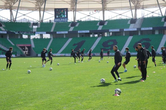 Sakaryaspor, Ankaraspor Maçına Hazırlanıyor