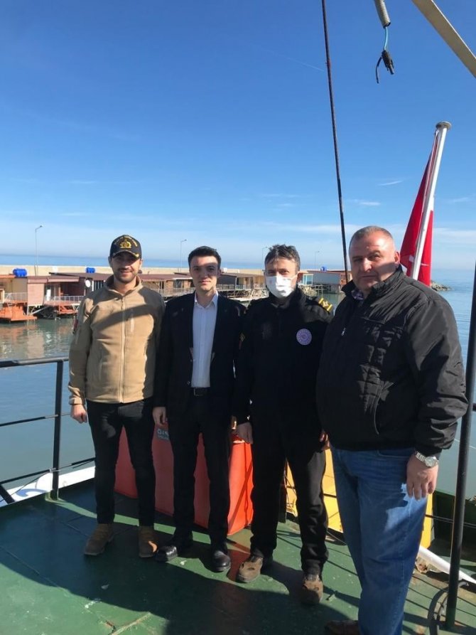 Türkeli Limanı’nda Temizleme Çalışması