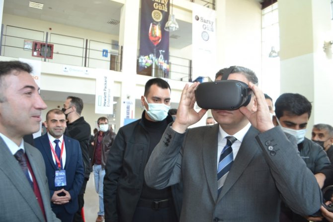 Batman Üniversitesinde Bilişim Festivali Start Aldı