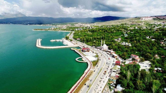 Edremit Belediyesinden ‘Gayrimenkuller Satıldı’ İddialarına Açıklama