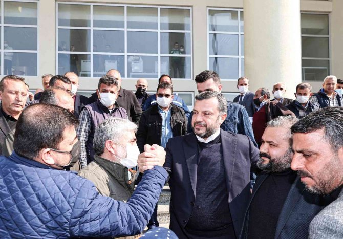 Yüreğir Belediyesinde İşçilere Yüzde 52.6 Zam