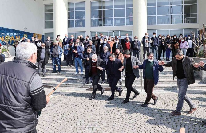 Yüreğir Belediyesinde İşçilere Yüzde 52.6 Zam