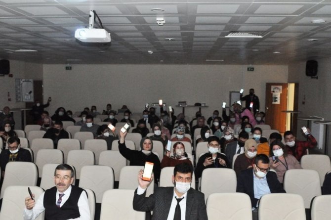 Aile Ve Sosyal Hizmetler İ̇l Müdürlüğü Personeline Afet Farkındalık Eğitimi