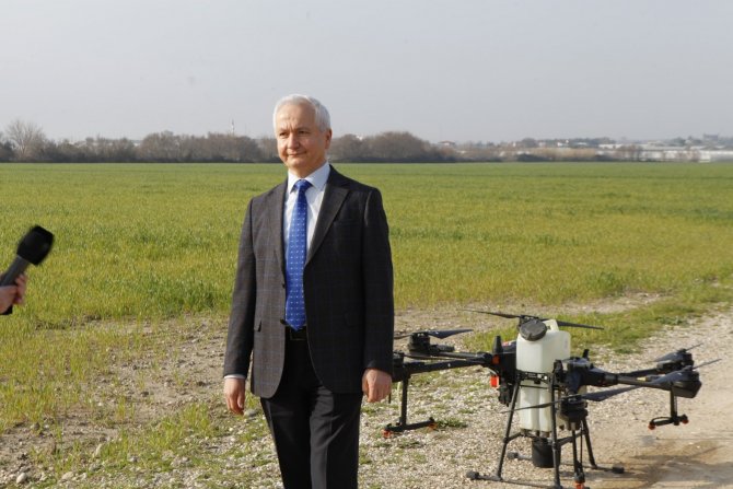 Dronlar Bu Defa Yabancı Otlarla Mücadele İçin Havalandı