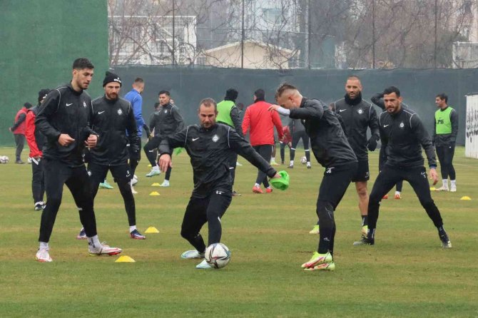 Altay, Beşiktaş Maçı Hazırlıklarını Tamamladı