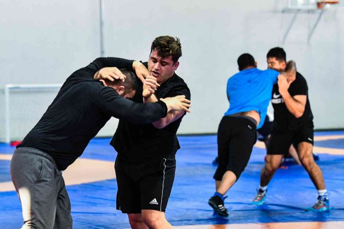 Aski̇ Sporlu Taha Akgül Ve Rıza Kayaalp’in 2022 Hedefi: Avrupa Şampiyonluğu Ve Paris Olimpiyatları