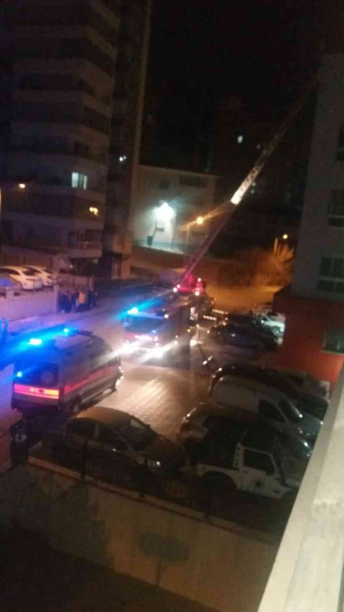 Başkent’te Çıkan Yangında Dumandan Etkilenen Baba Kız Vefat Etti