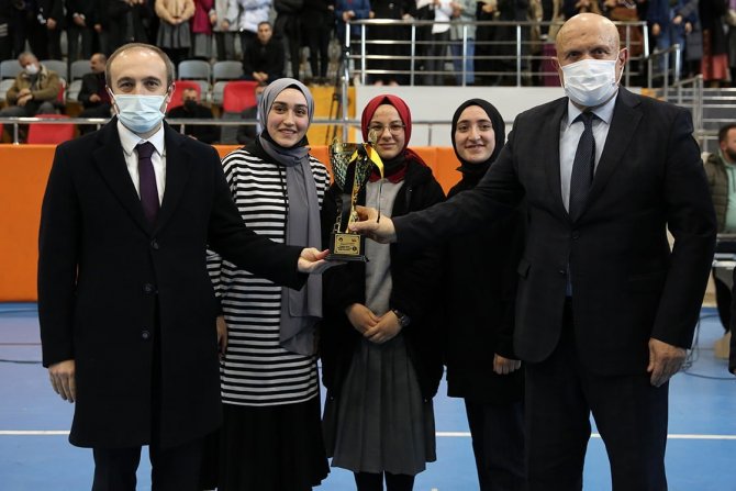 Bayburt’ta Gençler Bilgilerini Yarıştırdı