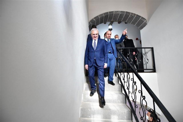 Terör Örgütü Pkk’nın Zarar Verdiği Okul Kaymakamlık Binasına Dönüştürüldü