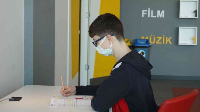 Matematik Yarışmasının ‘Dünya Birincisi’ Edirne’den