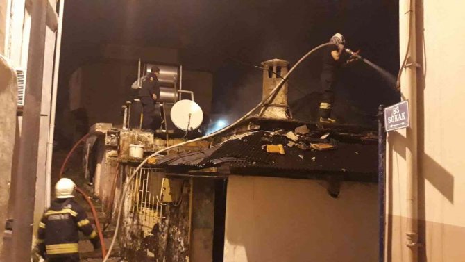 Fethiye’de Metruk Evde Yangın