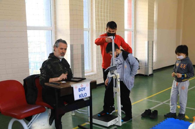 ’Geleceğin Şampiyonları’ Seçiliyor