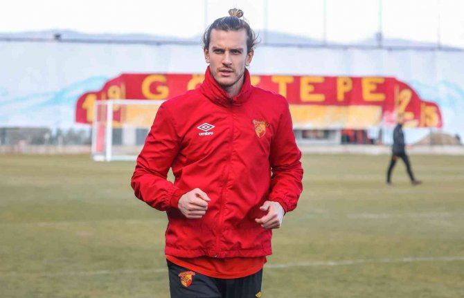 Göztepe’de Galatasaray Maçı Hazırlıkları Sürüyor