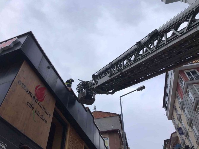 Havalandırma Sistemindeki Motor Yangına Neden Oldu