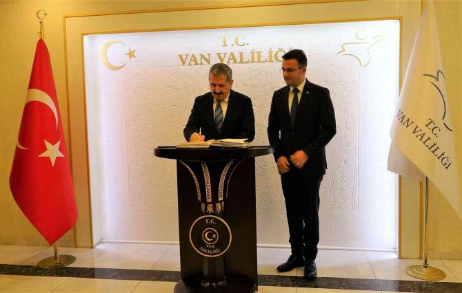 Bakan Yardımcısı Gürcan Van’da