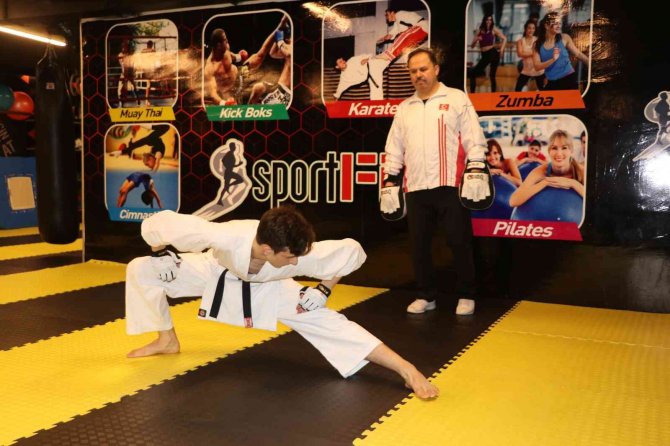 Milli Karateci Hızarcıoğlu, Open Junior Cup’ta Türkiye’yi Temsil Edecek