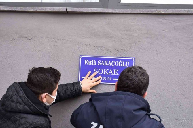 Hanau’daki Irkçı Saldırıda Ölen Fatih Saraçoğlu, Memleketi İ̇skilip’te Anıldı